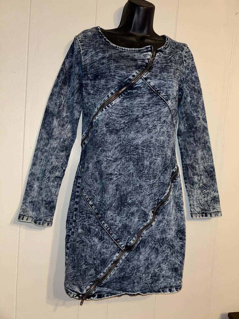 Unbranded Acid Wash Denim Dress with Zipper Detail Long Sleeve Mini Dress